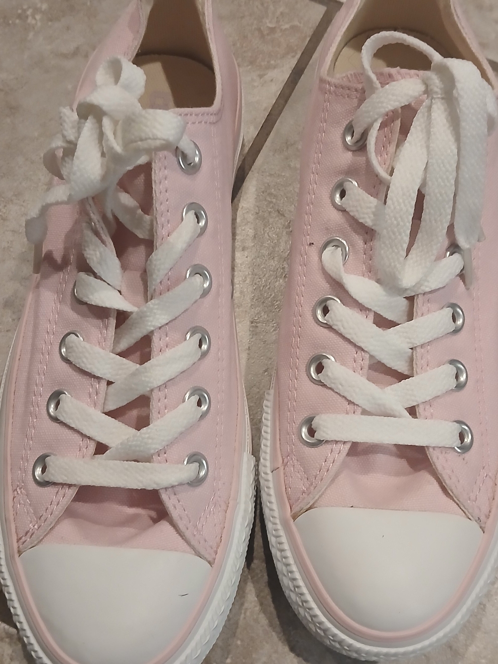 Converse Light Pink Low-Top Canvas Sneakers Size W8/ M6